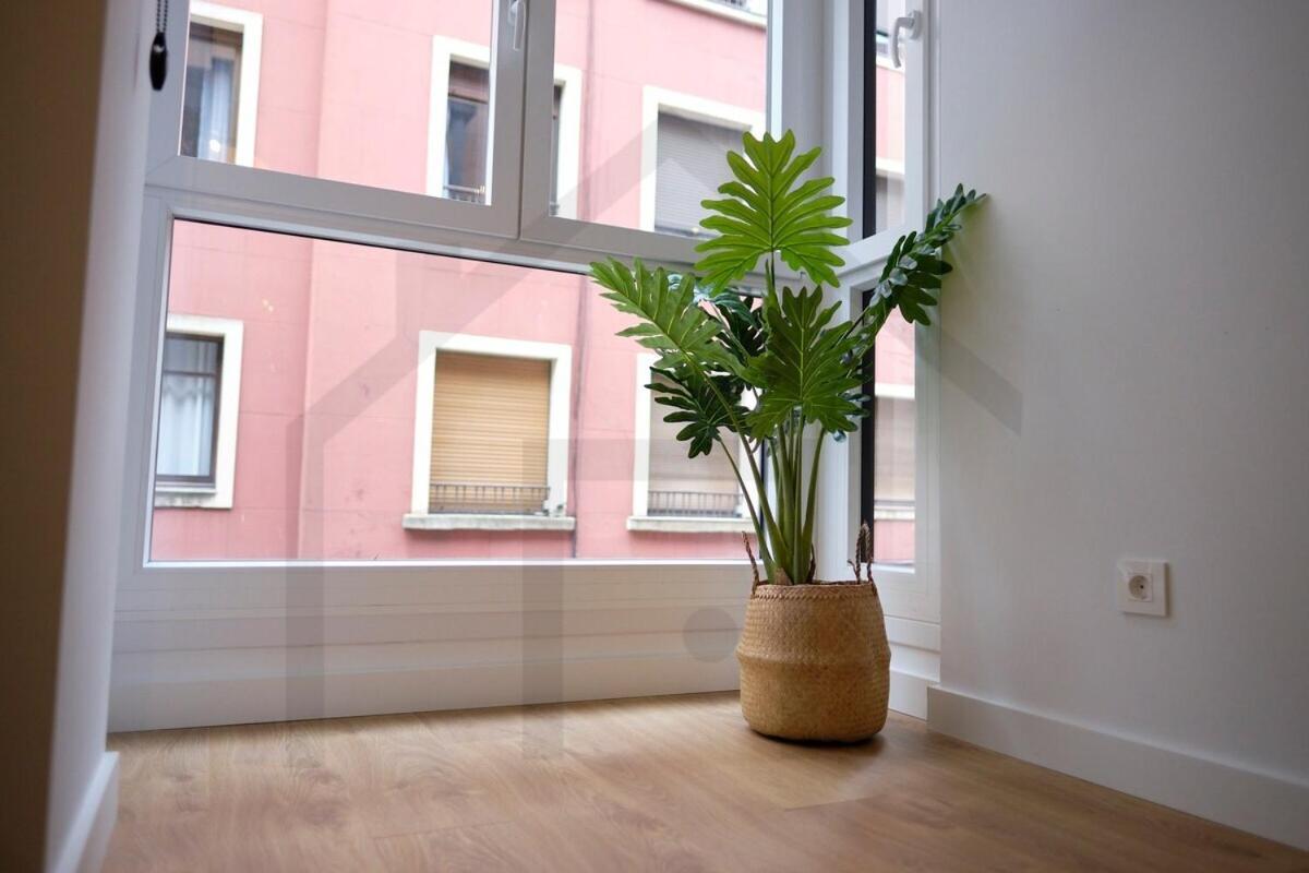 Cervantes - Apartamento A Estrenar Con Parking Gijón Exterior foto